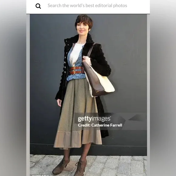 Christian Louboutin Brown and Cream Shearling Shoulder Bag - Picture 12 of 15